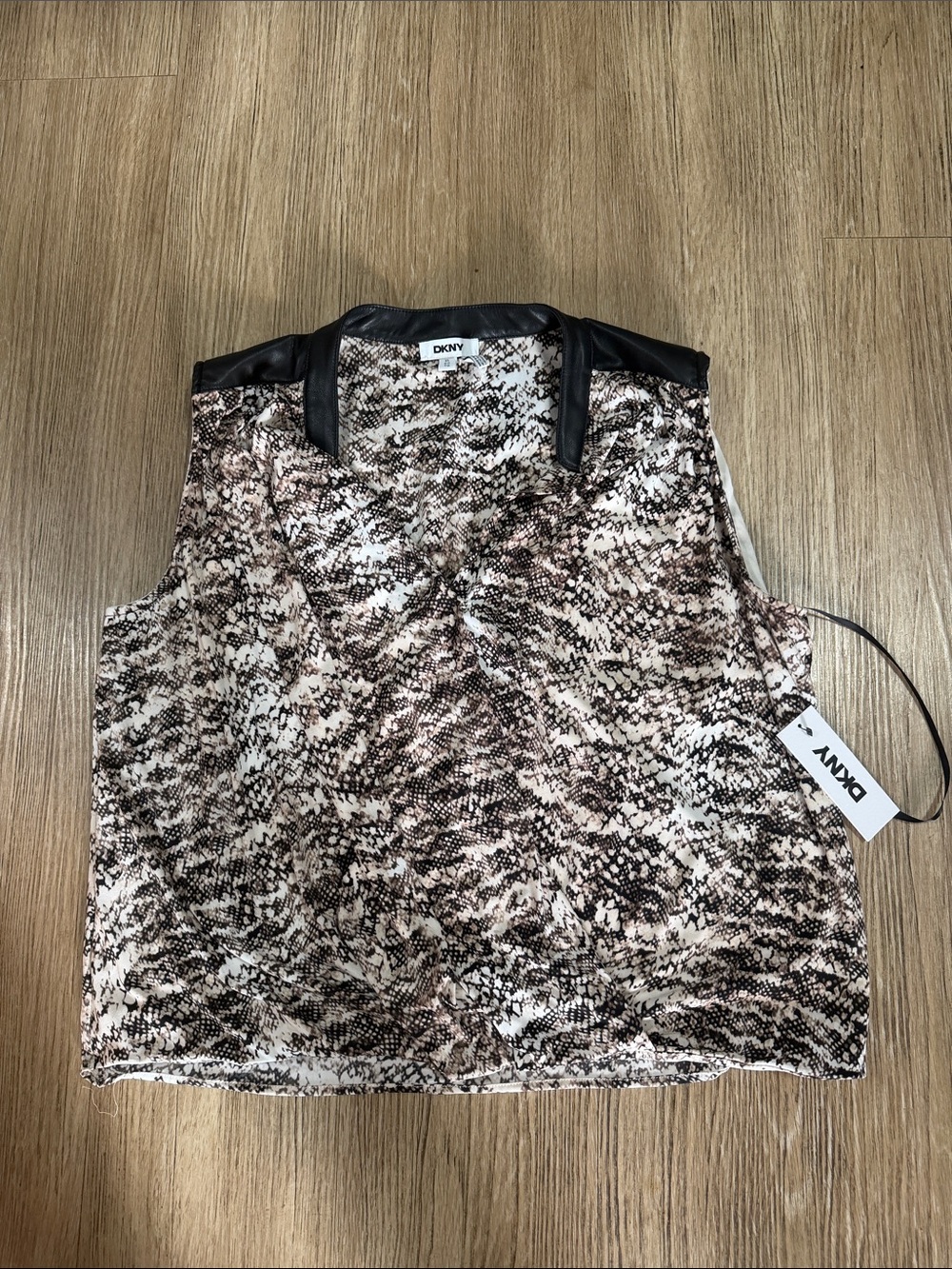 DKNY Women's Snake-Print Sleeveless Top with Black Trim XL